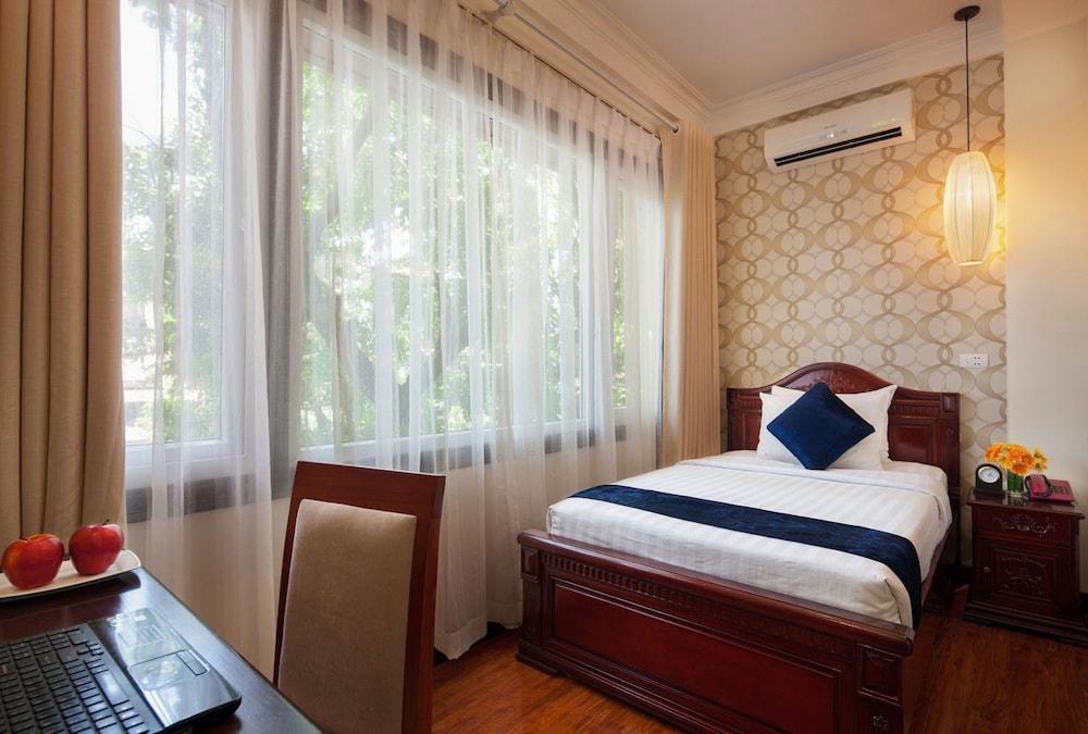 Hanoi Golden Moon Hotel Buitenkant foto