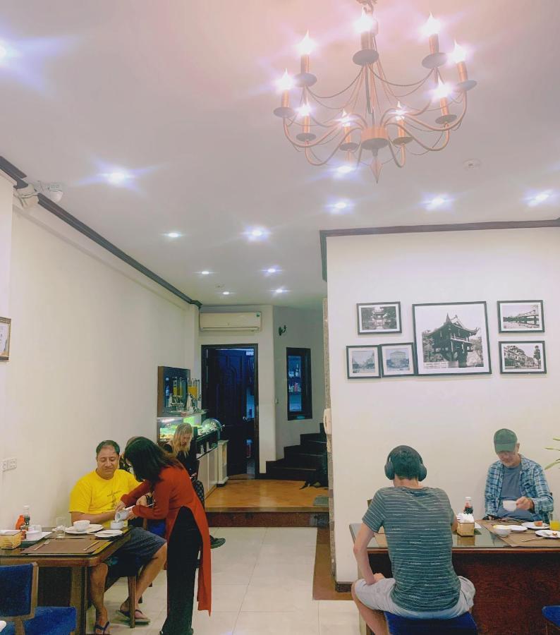 Hanoi Golden Moon Hotel Buitenkant foto