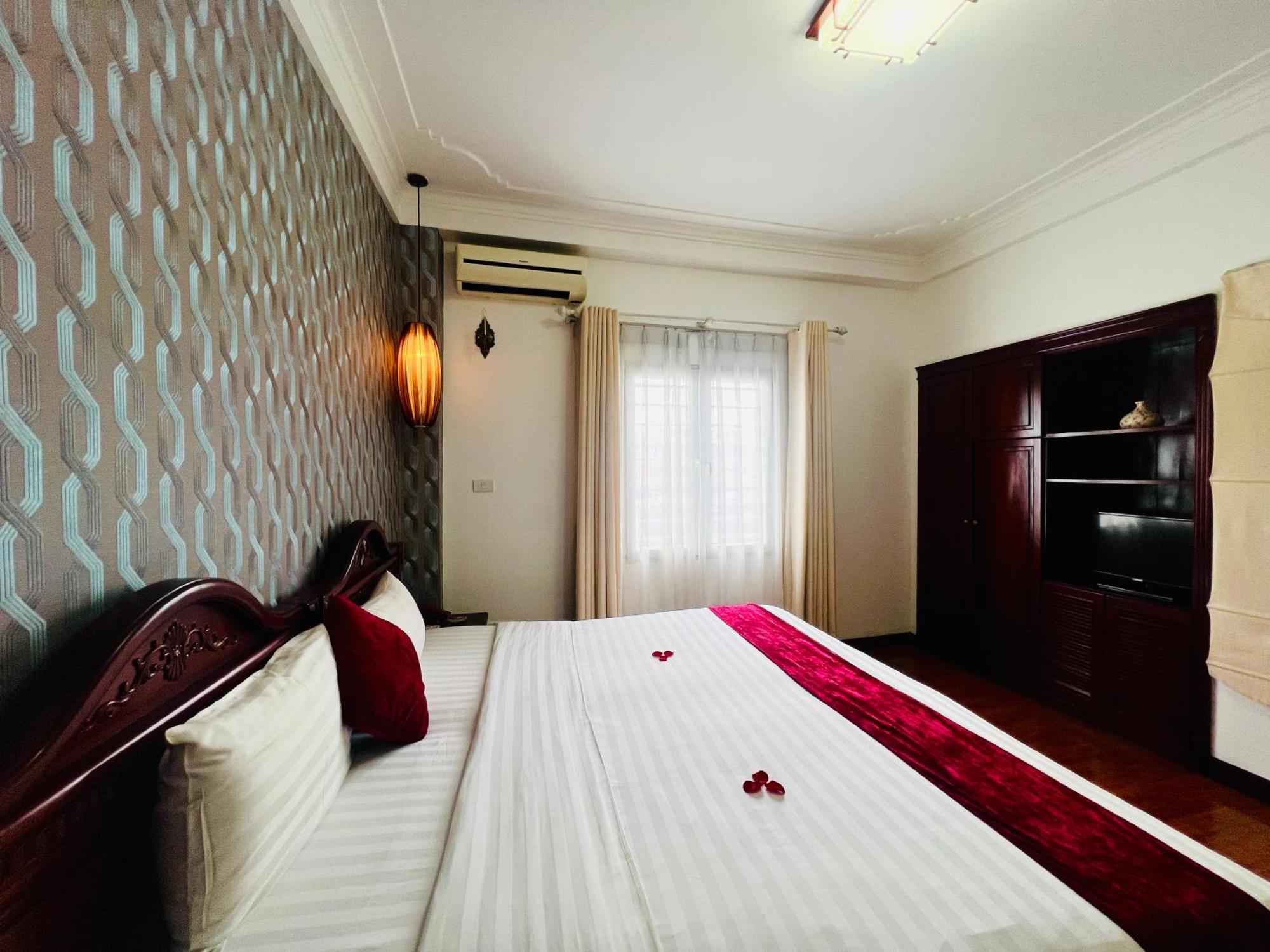 Hanoi Golden Moon Hotel Buitenkant foto
