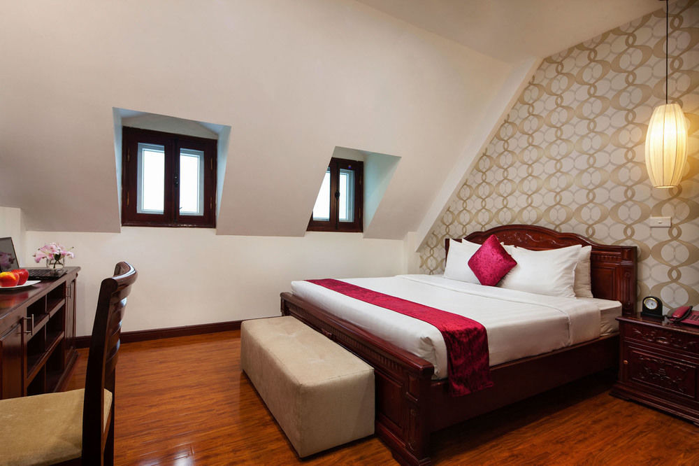 Hanoi Golden Moon Hotel Buitenkant foto