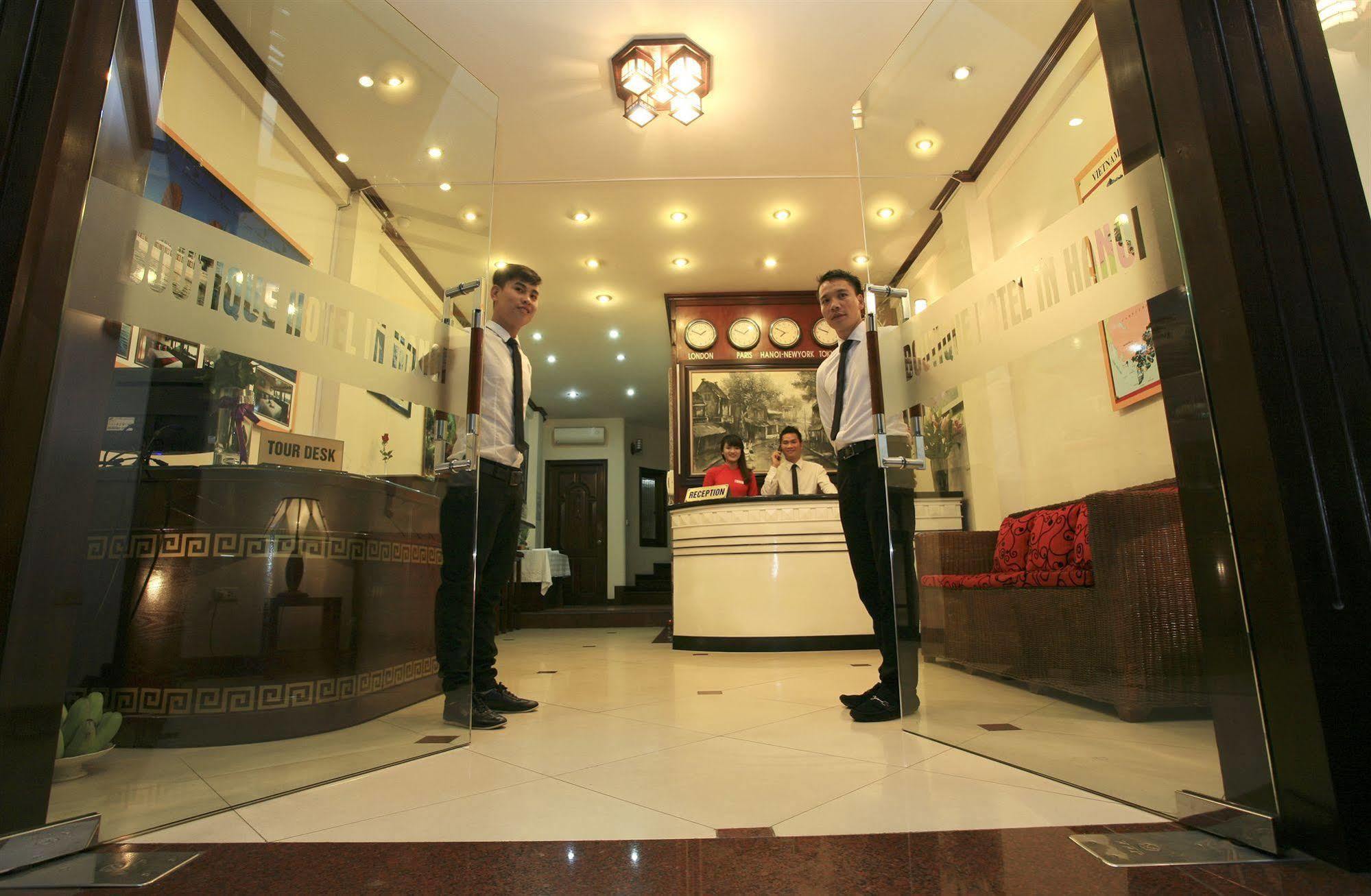 Hanoi Golden Moon Hotel Buitenkant foto